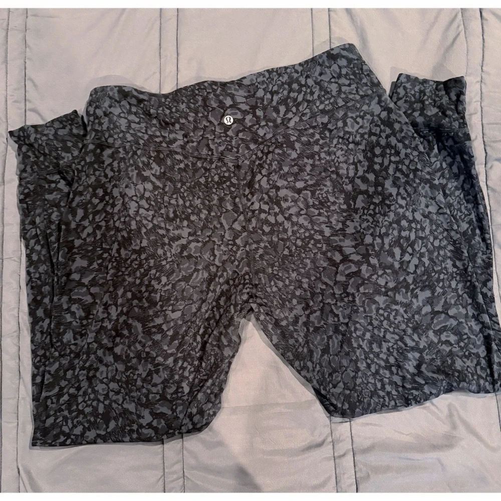 Lululemon align jogger 28